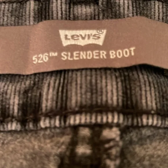 Levi’s 526 Corduroy Slender Boot Cut Pants - Picture 5 of 6